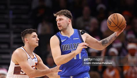luka doncic total points|Luka Doncic tops 10,000 career points with 50 in Mavs' win.